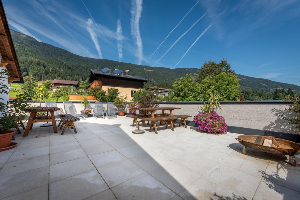 Haus Moesenlechner Apartment Maishofen Exterior foto